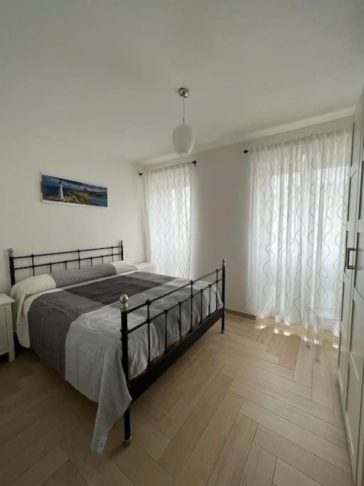 Appartato A 5 Minuti Dal Mare Apartment Imperia Exterior photo